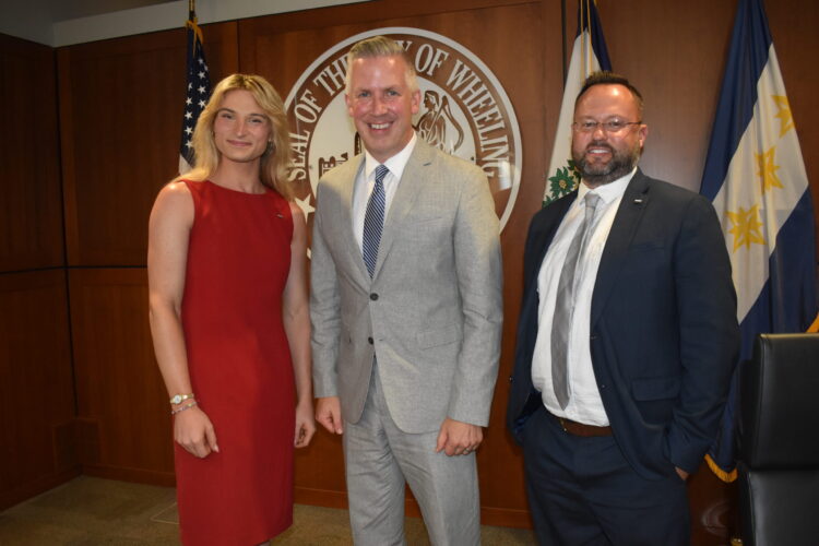 Wheeling Mayor Glenn Elliott Delivers Emotional Farewell in Final Council Meeting